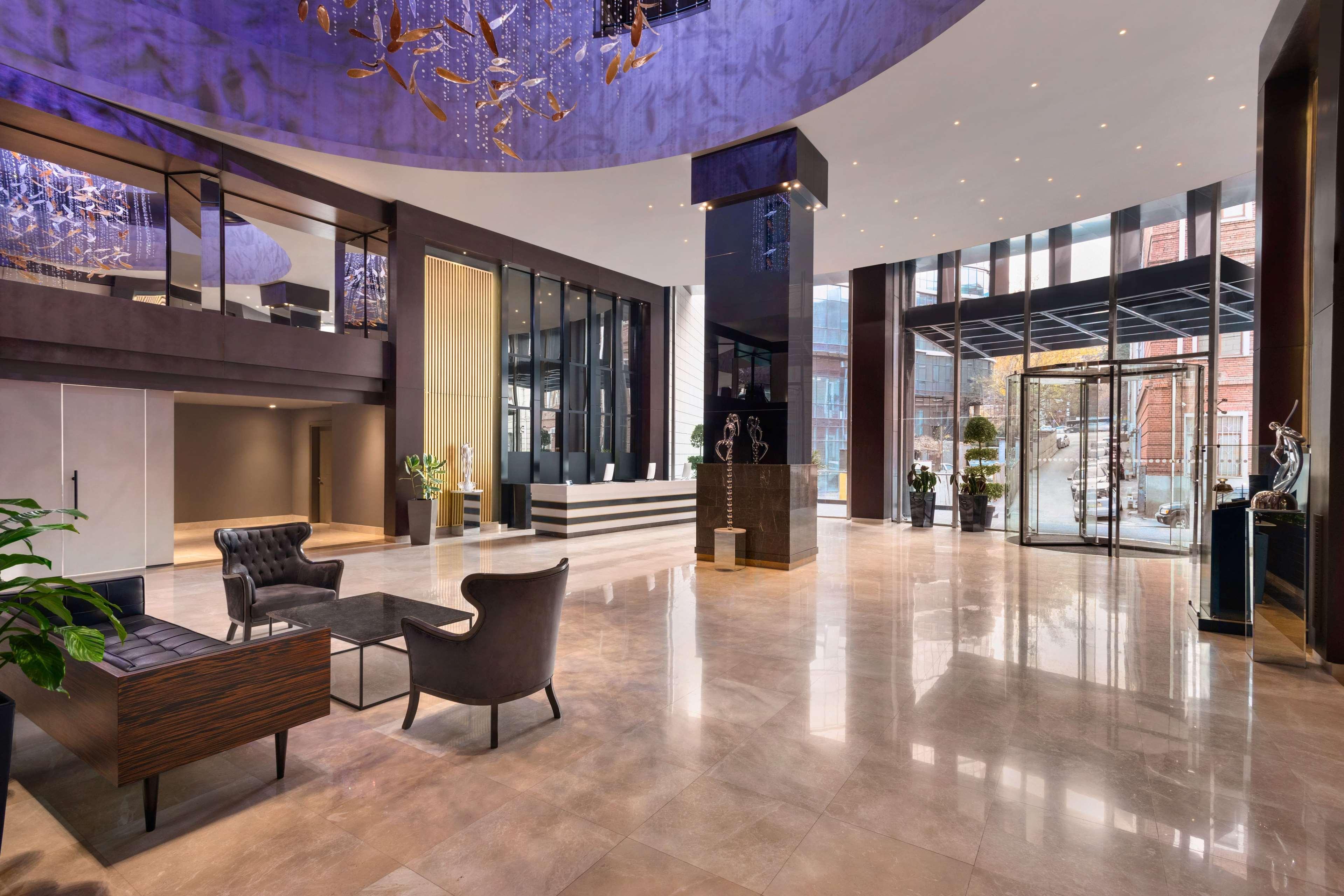 מלון Wyndham Grand טביליסי מראה חיצוני תמונה